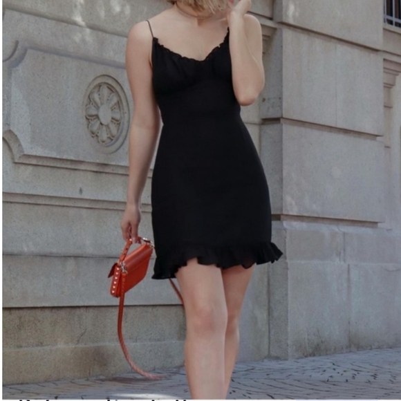 ⭐️HostPic⭐️Esther dress ReformationStyles - Picture 6 of 12